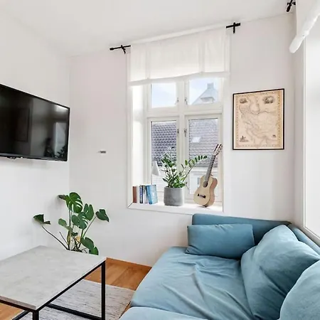 Appartement Dinbnb I Cozy 1-bedroom Nestled In The Heart Of *