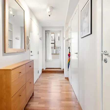 公寓 Dinbnb I Cozy 1-bedroom Nestled In The Heart Of 卑爾根