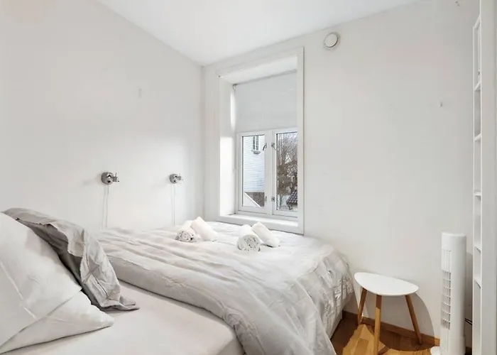 Dinbnb I Cozy 1-bedroom Nestled In The Heart Of *